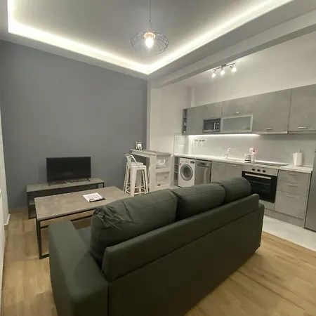 Renovated With Separate Access Apartment Thessaloniki