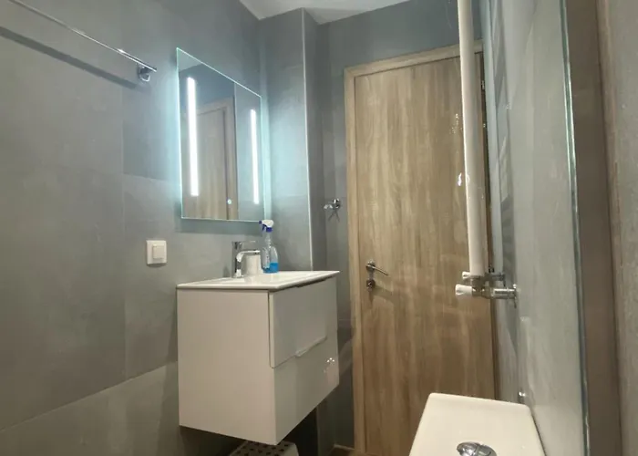 Renovated With Separate Access * Thessalonique