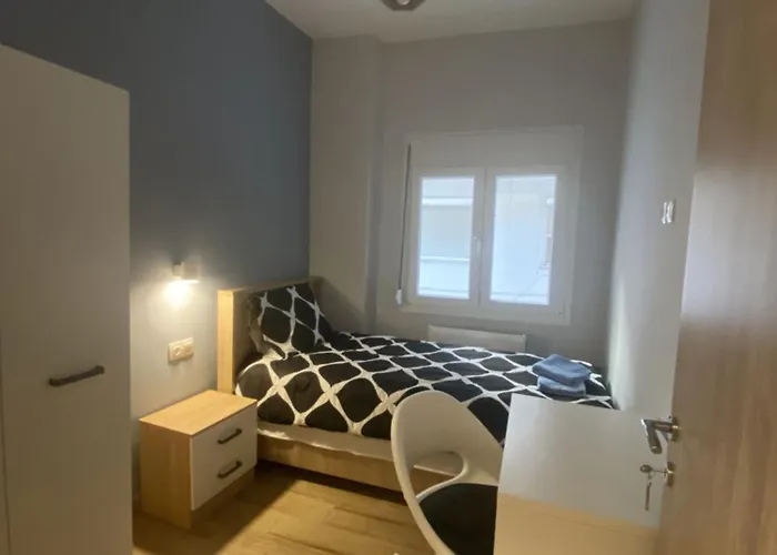 Apartament Renovated With Separate Access